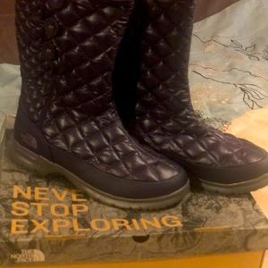 Boots The North Face Women's Thermoball Insulated Winter Boot size 10